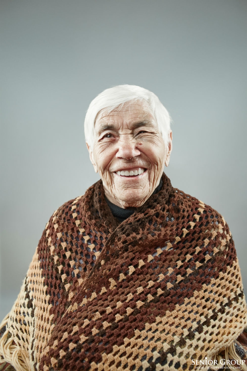 Russian photo project about what never changes in a person — about a smile Russian photo project about what never changes in a person — about a smile