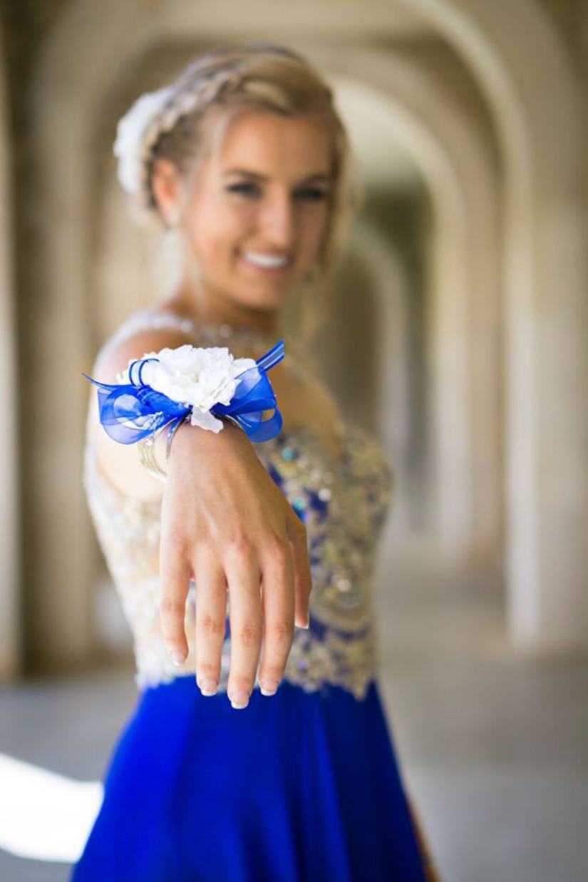 Schoolchildren from Arkansas staged a super graduation for themselves