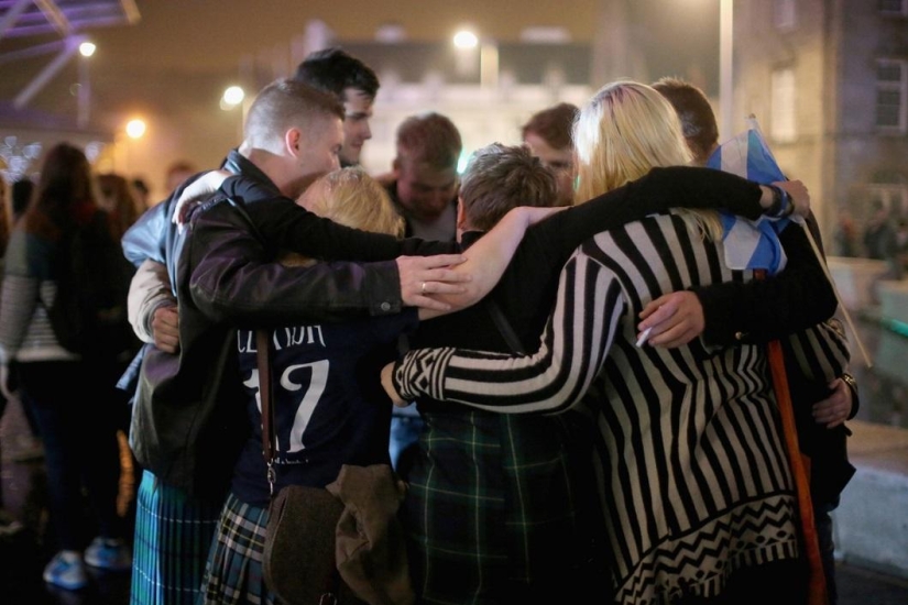 Scottish reaction to independence referendum results Scottish reaction to independence referendum results