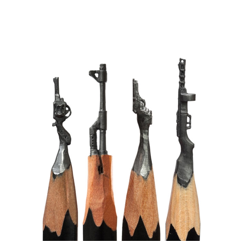 Sculptor from Ufa turns pencils into famous heroes