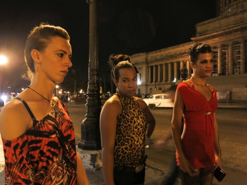 Se cambiaron: la vida de las bellezas trans cubanas