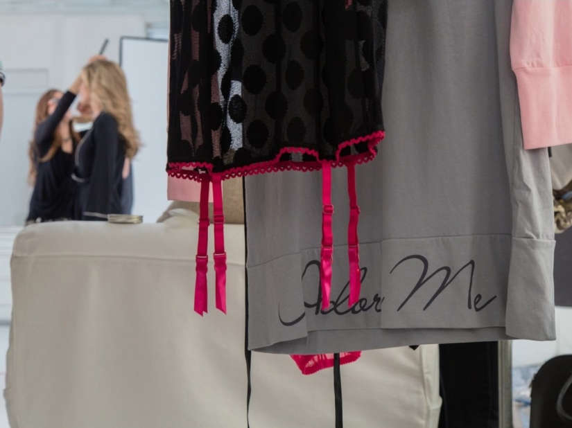 Secrets of filming sexy models: how the Victoria's Secret competitor works