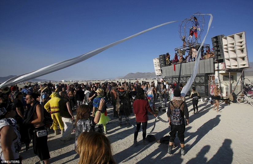 See the scale - Burning Man festival from a bird's eye view and more
