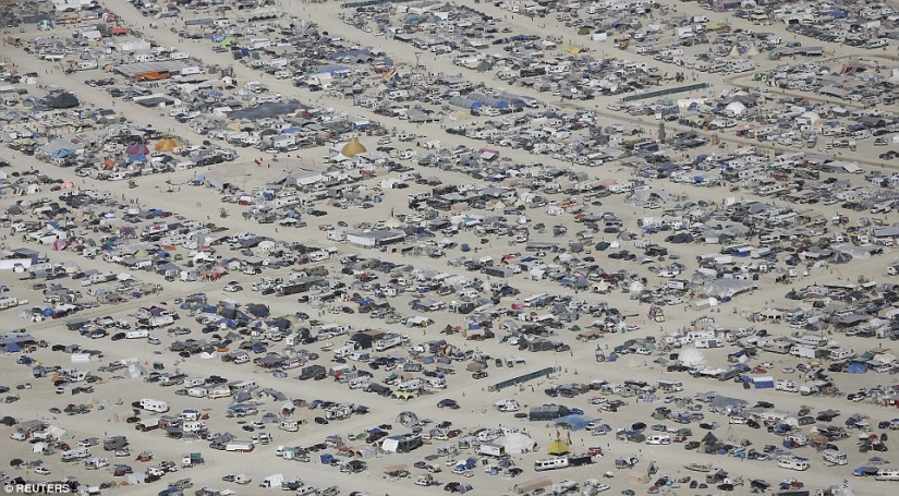 See the scale - Burning Man festival from a bird's eye view and more