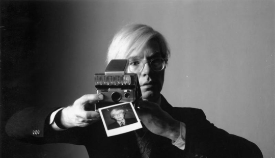 Self-portraits of photographers (part 1) Self-portraits of photographers (part 1)