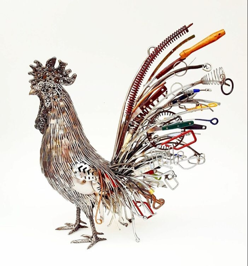 Self-Taught Artist Creates Impressive Sculptures From Recycled Materials