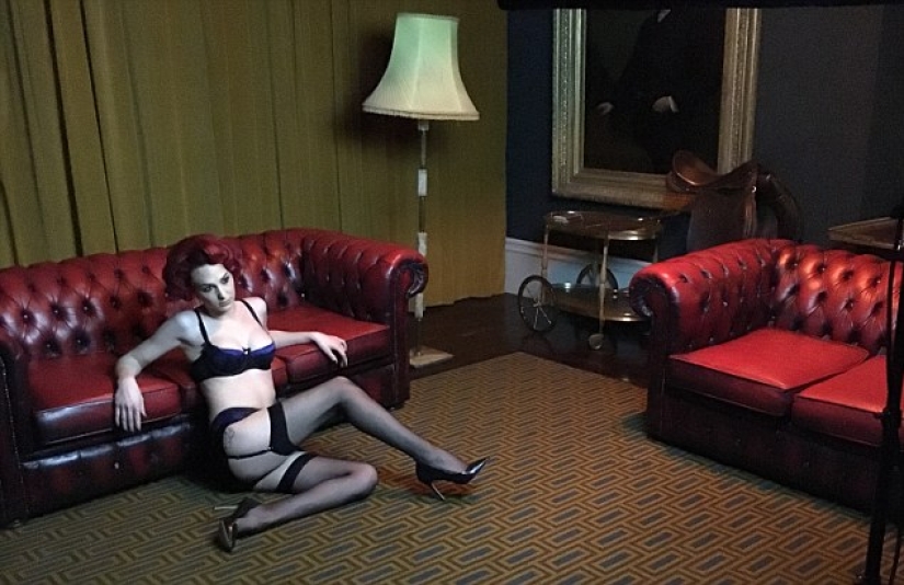 Sexo de una manera nueva: mujeres transgénero y otras inusuales en una campaña publicitaria de ropa interior