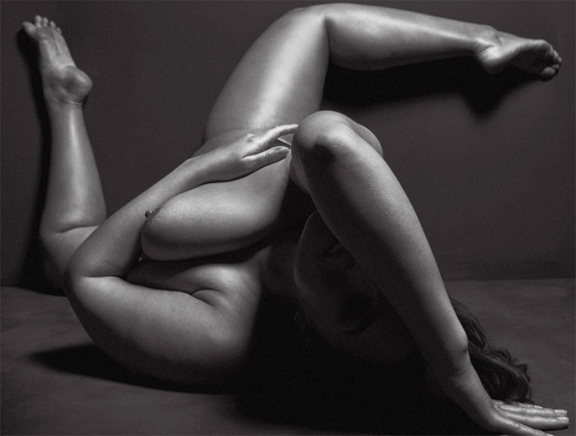 Sexuality in the body: candid black and white photo shoot of plus-size model Ashley Graham