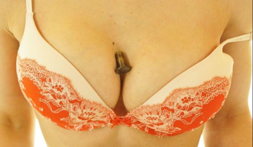 Sexy girls and used parts