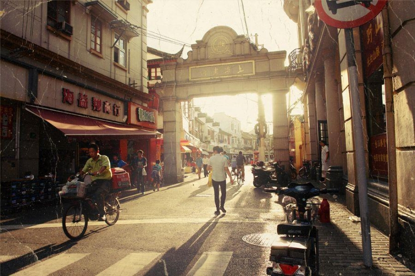 Shanghai bull. Day very first