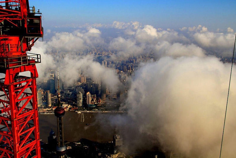 Shanghai through the eyes of a crane operator Shanghai through the eyes of a crane operator