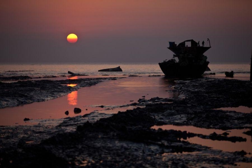Ship Graveyard in Chittagong Ship Graveyard in Chittagong