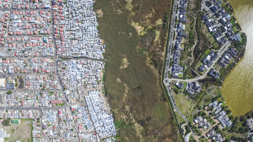 Shocking inequality in South Africa in the lens of a drone Shocking inequality in South Africa in the lens of a drone