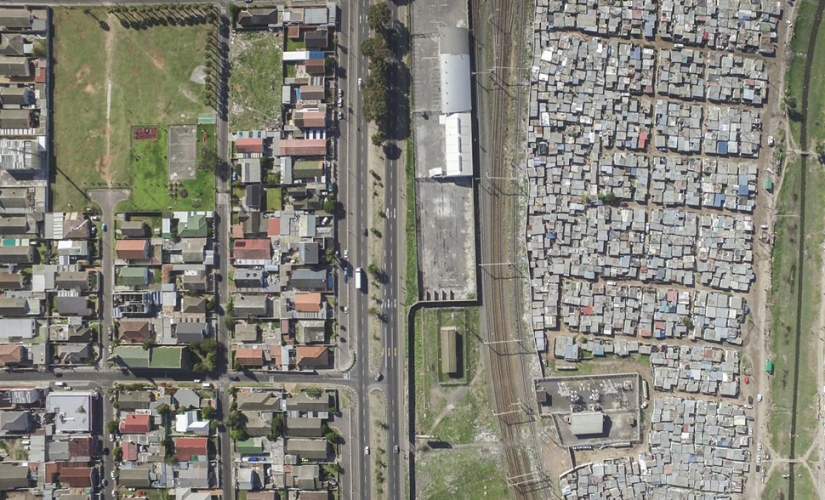 Shocking inequality in South Africa in the lens of a drone Shocking inequality in South Africa in the lens of a drone