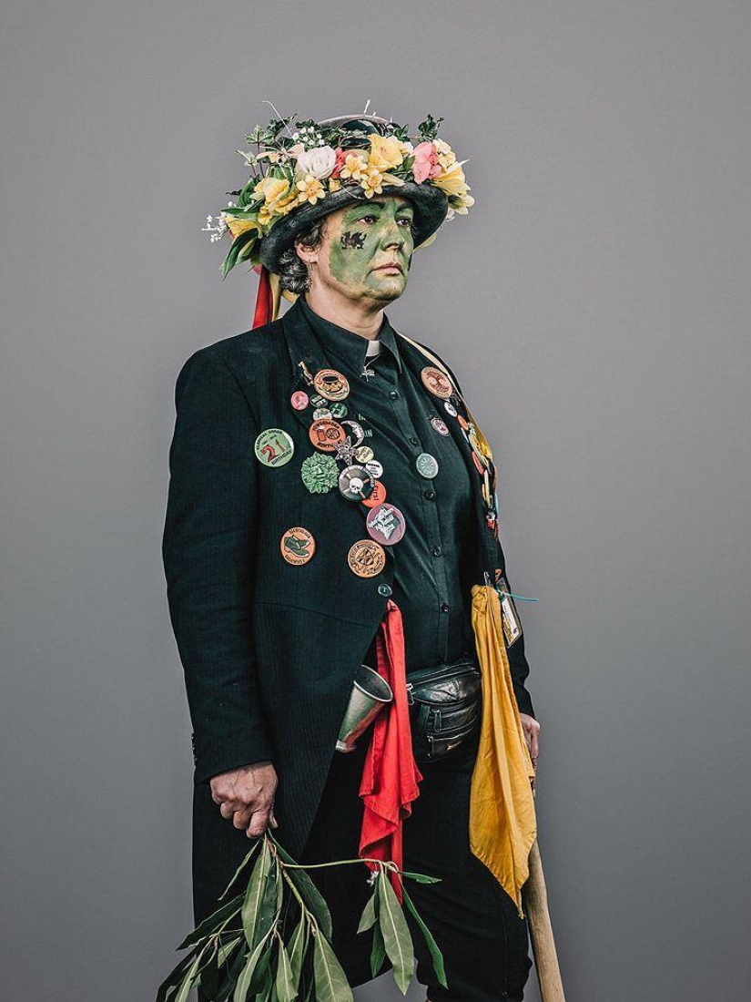 Shreks, elderly informals and other characters from the holiday Jack in green