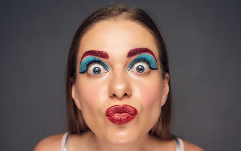 Simple as three pennies: 9 signs of a simple woman