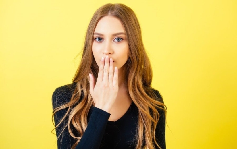 Simple as three pennies: 9 signs of a simple woman