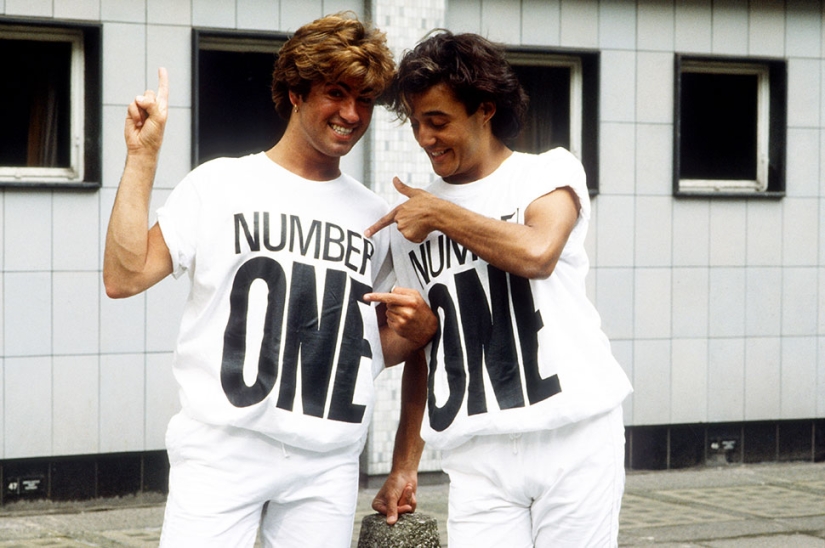 Singer George Michael has died at the age of 53 Singer George Michael has died at the age of 53