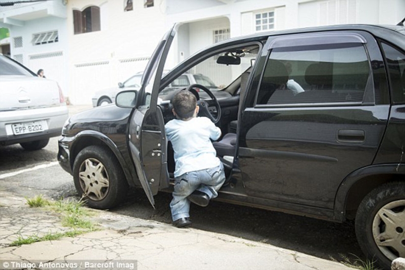 Size doesn't matter: how the shortest couple in the world manages to lead a normal life Size doesn't matter: how the shortest couple in the world manages to lead a normal life