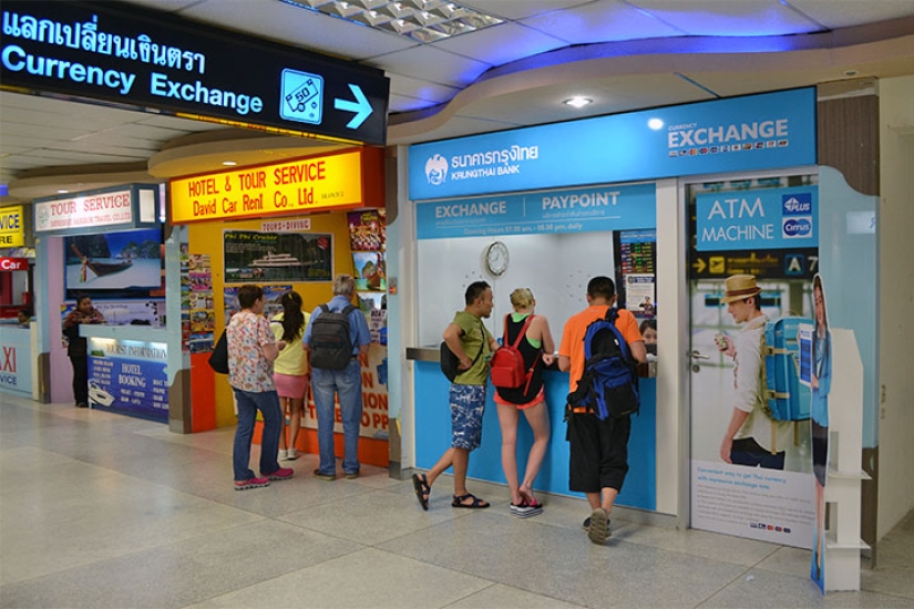 Sleight of hand, eye and electronic scoreboard: how exchangers inflate customers