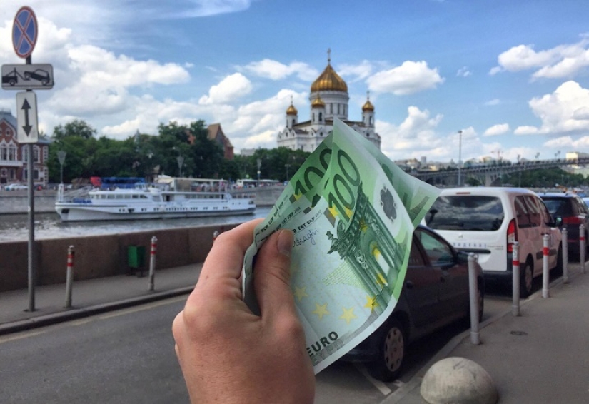 Sleight of hand, eye and electronic scoreboard: how exchangers inflate customers Sleight of hand, eye and electronic scoreboard: how exchangers inflate customers