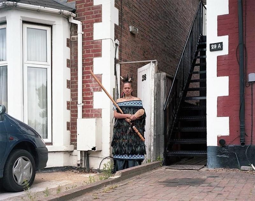 Small worlds of London: emigrants in national costumes Small worlds of London: emigrants in national costumes