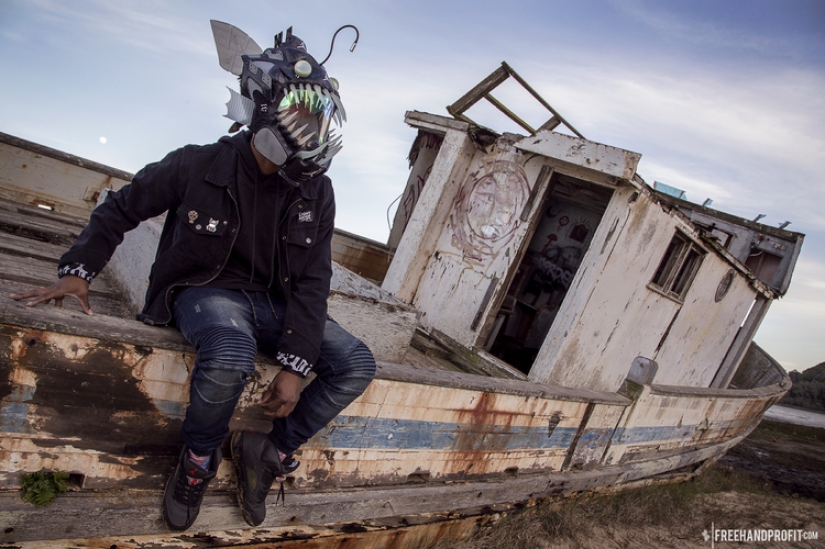 Sneakers should be worn on the head, says the American designer