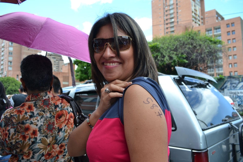 Socialist "occupation" in Venezuela: The army seized shops and distributes goods almost for free