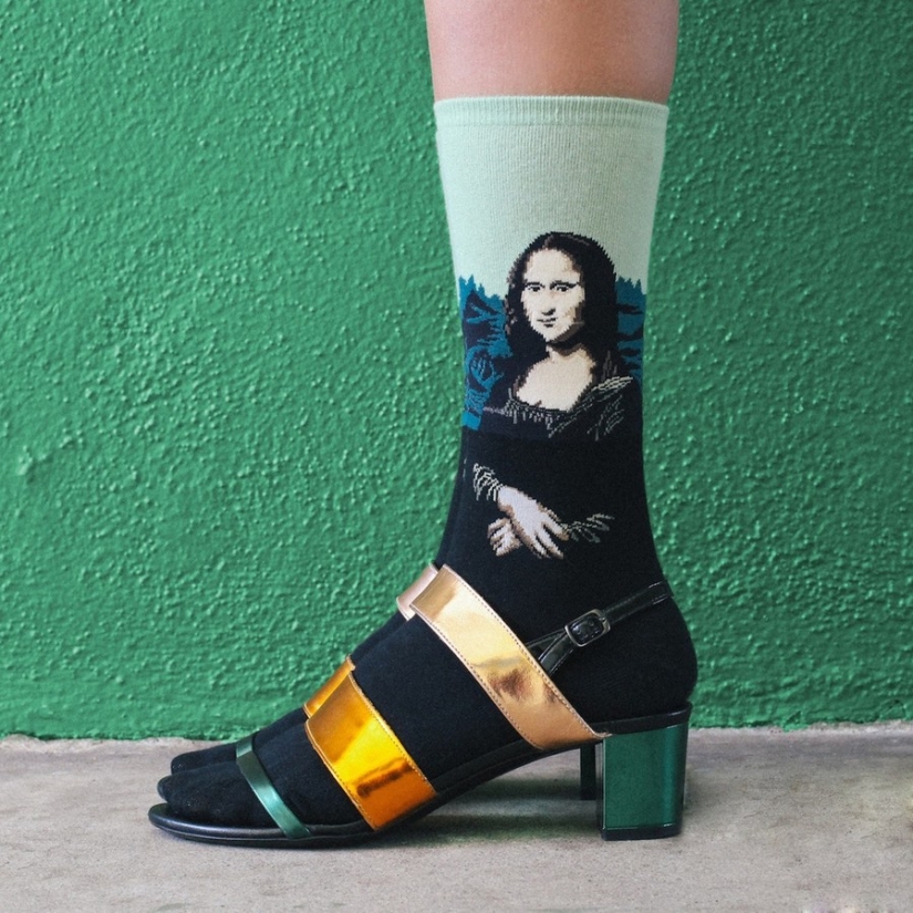 Socks - new canvases for masterpieces of world art