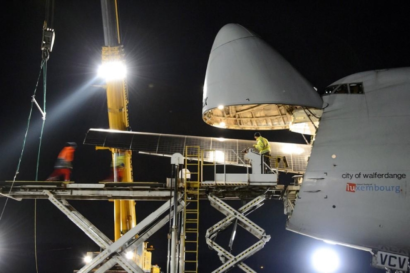 Solar Impulse completó su histórico vuelo sobre EE. UU. Solar Impulse completó su histórico vuelo sobre EE. UU.