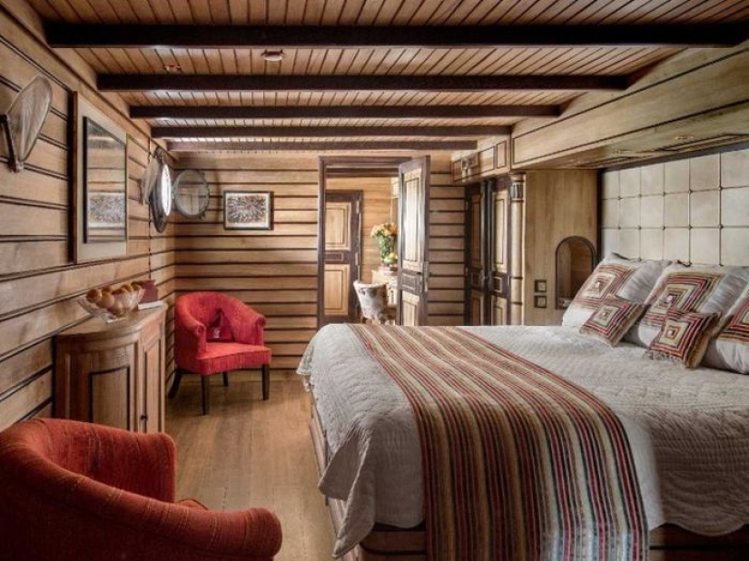 Soviet reconnaissance ship turned into a super-luxury yacht Soviet reconnaissance ship turned into a super-luxury yacht