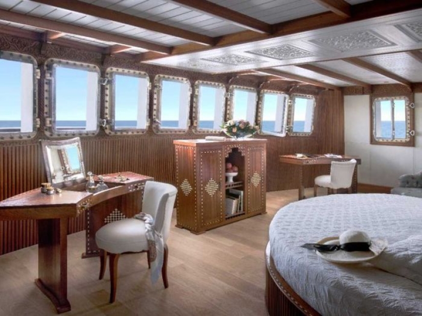 Soviet reconnaissance ship turned into a super-luxury yacht Soviet reconnaissance ship turned into a super-luxury yacht