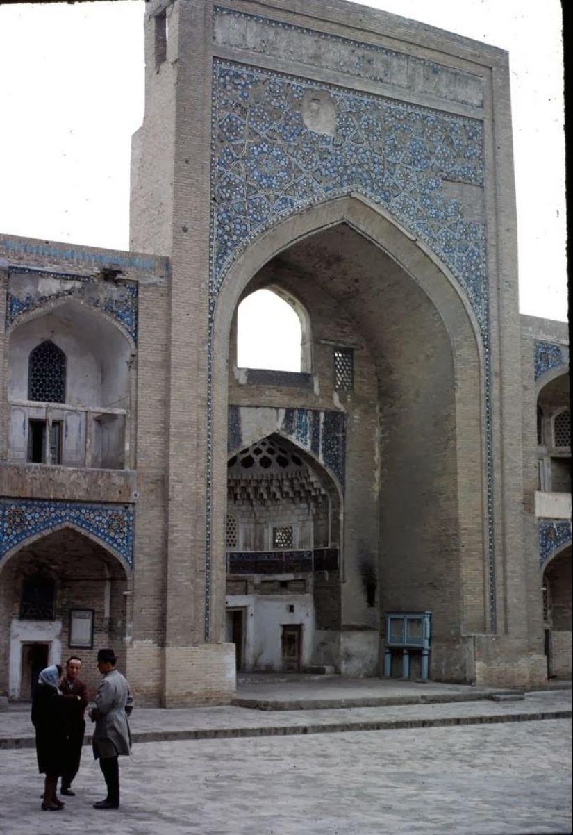 Soviet Uzbekistan in 1966 Soviet Uzbekistan in 1966