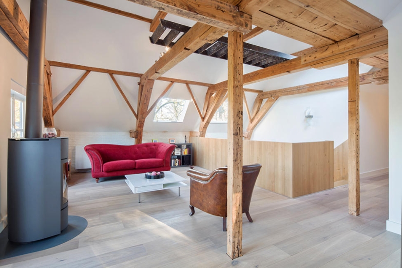 Spectacular private house in a former stable building Spectacular private house in a former stable building