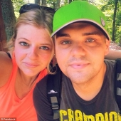 Spouses from the USA dropped 240 kg for two