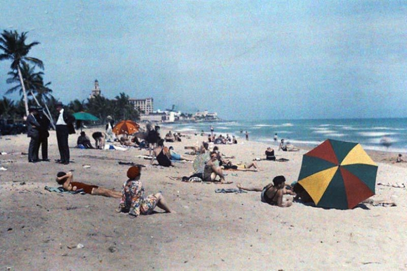 St. Petersburg and other cities of Florida in 1929 in color photos