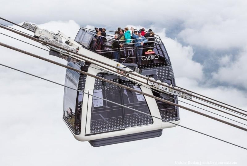 Stanserhorn Cabrio - cabina de teleférico de dos pisos