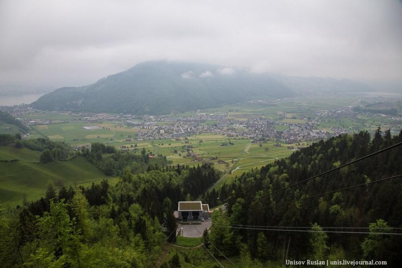 Stanserhorn Cabrio - cabina de teleférico de dos pisos