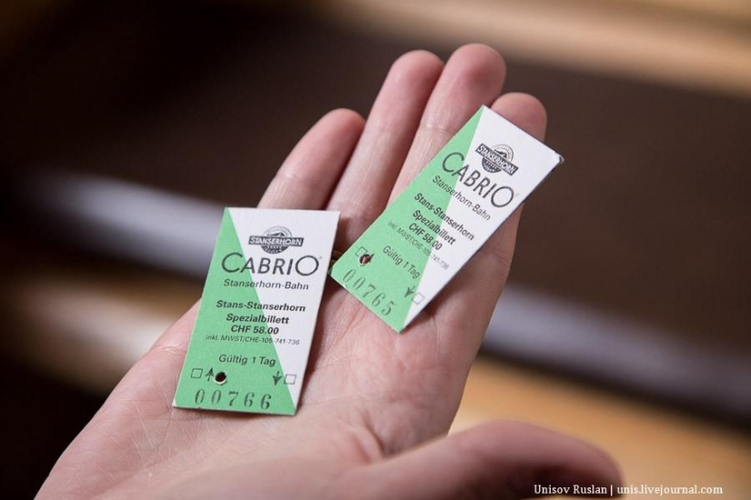 Stanserhorn Cabrio - cabina de teleférico de dos pisos