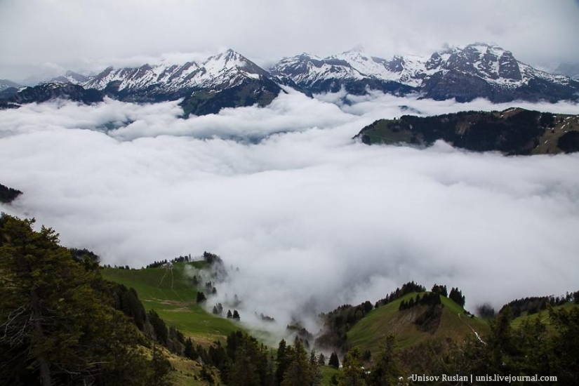 Stanserhorn Cabrio - cabina de teleférico de dos pisos