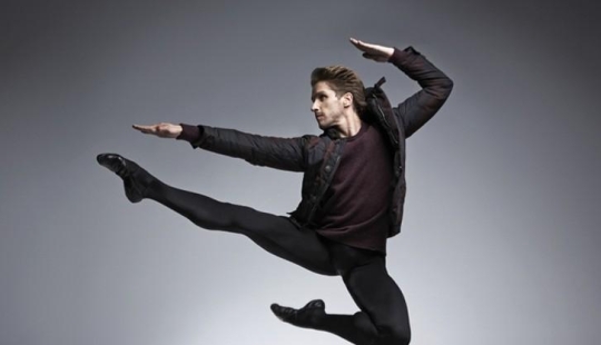 Stars of the Bolshoi Theater in a photo project for Peuterey Stars of the Bolshoi Theater in a photo project for Peuterey