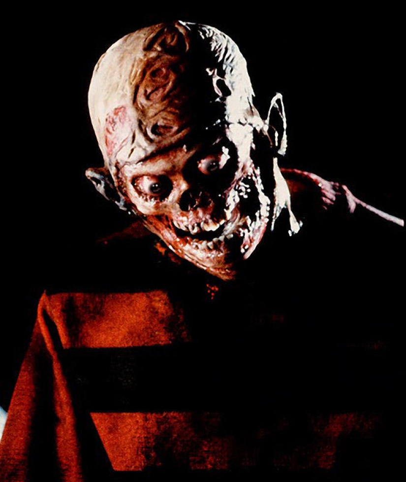 Stills from the filming of A Nightmare on Elm Street