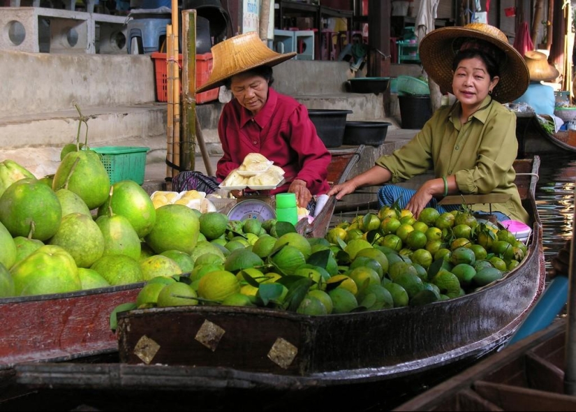 Street vending around the world Street vending around the world