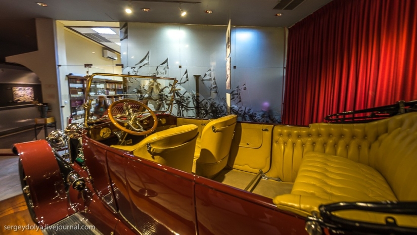 Stunning royal fleet in Jordan