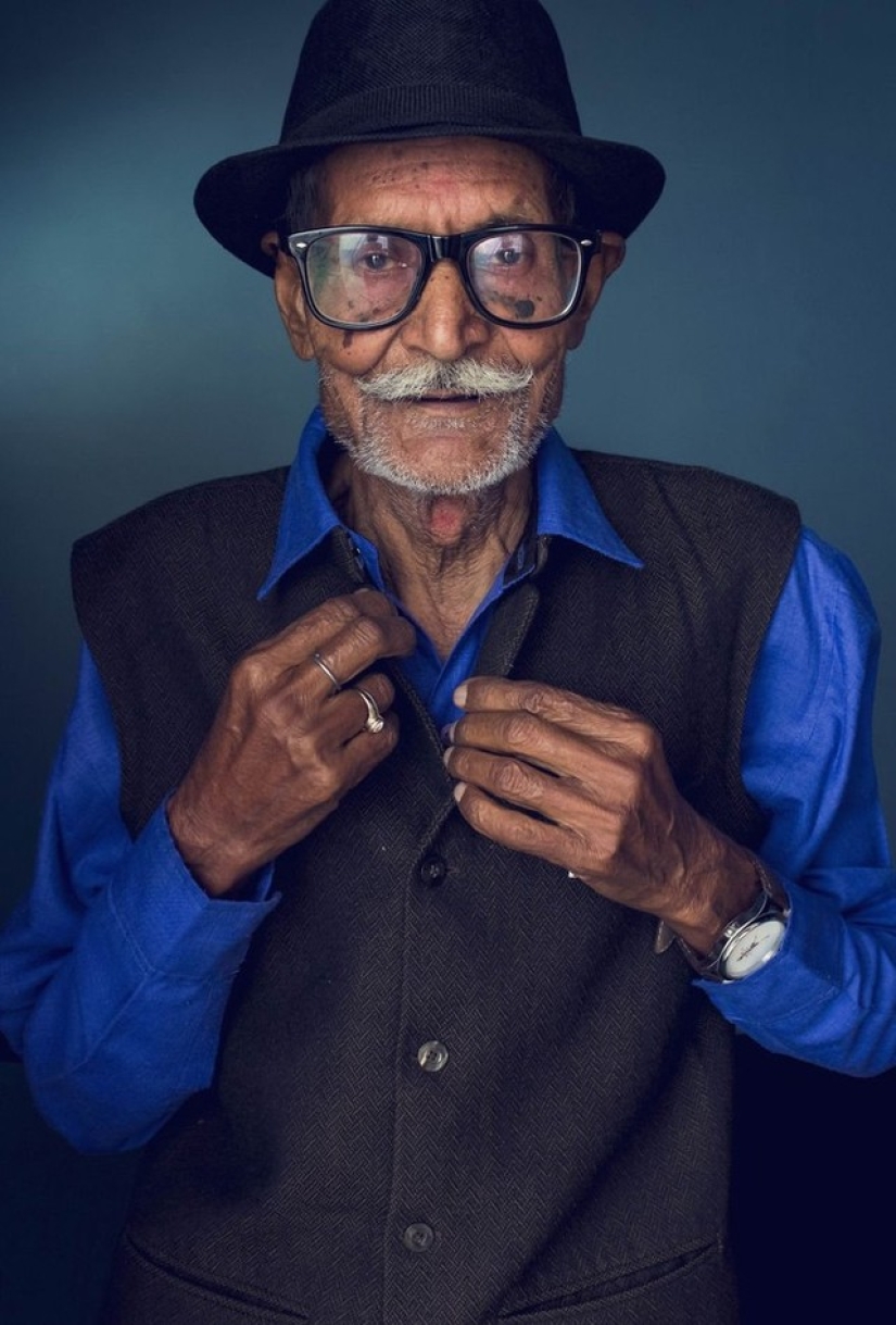 Style and fashion work wonders: grandson turned his 96-year-old farmer grandfather into a real dandy