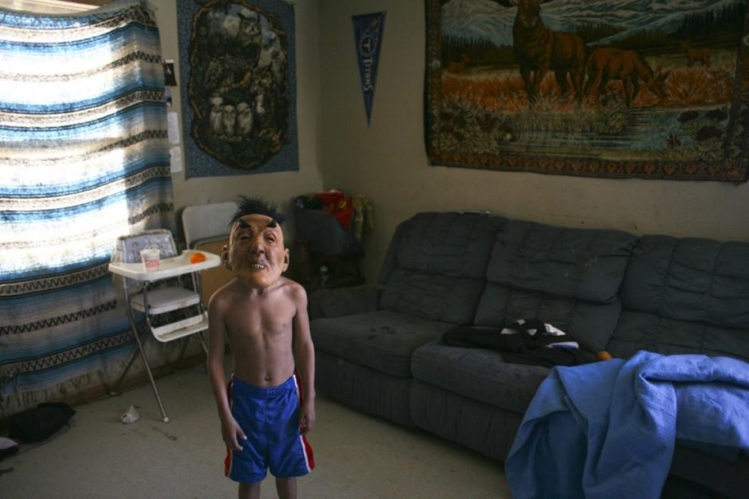 Surreal photos from the life of modern Oglala Lakota Indians Surreal photos from the life of modern Oglala Lakota Indians