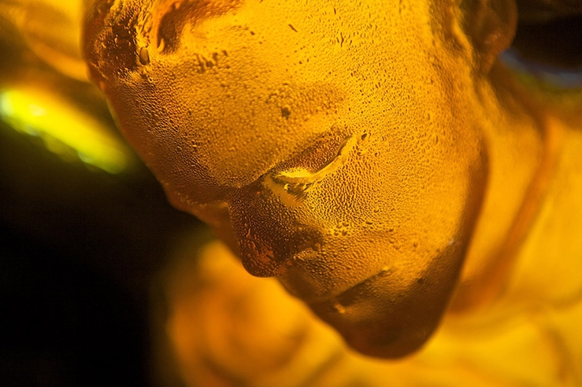 Sweet life and sweet death Sweet life and sweet death