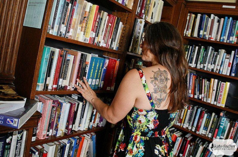 Tattooed librarians Tattooed librarians
