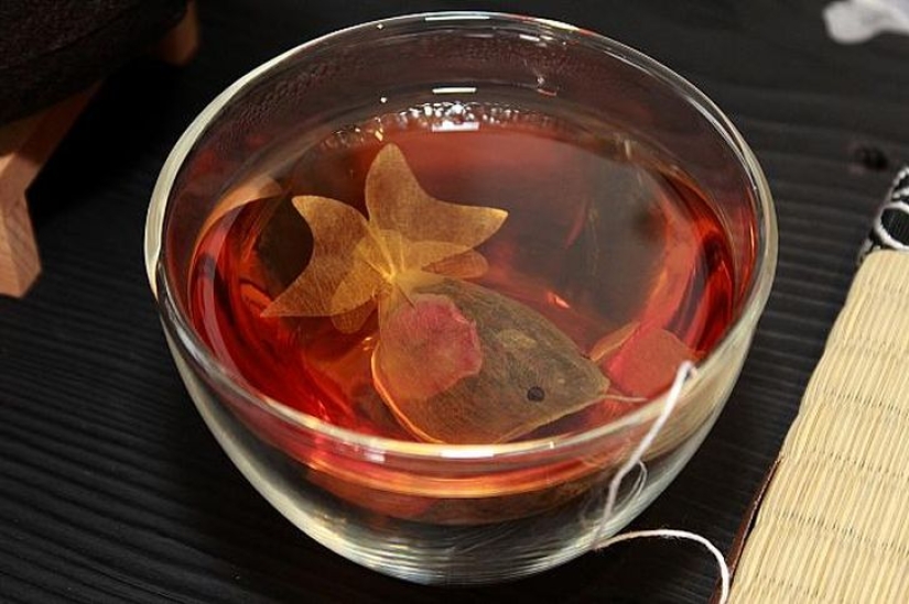 Tea bags that turn into goldfish in a cup Tea bags that turn into goldfish in a cup