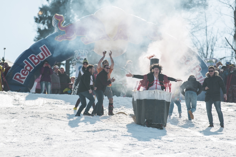 Tear down the tower at AquaShow 2016